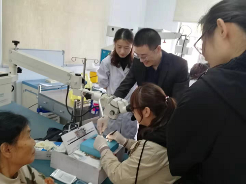 眼表诊疗、微创技术学习班圆满举行