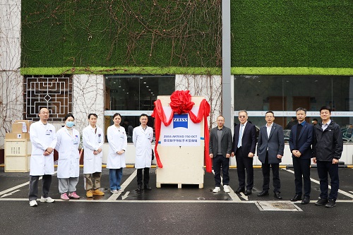 蔡司数字导航手术显微镜ARTEVO 750 OCT落户我院